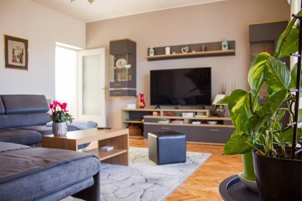 Appartement Margi *